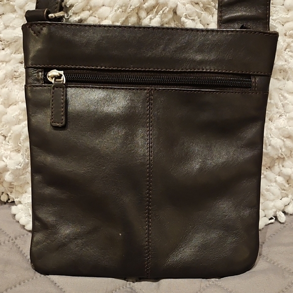 Radley London Dark Brown Crossbody Bag Sleek Leather Design - Picture 7 of 16